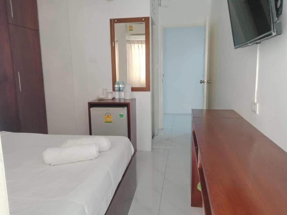 Hotel Big Moose Pattaya Exterior foto